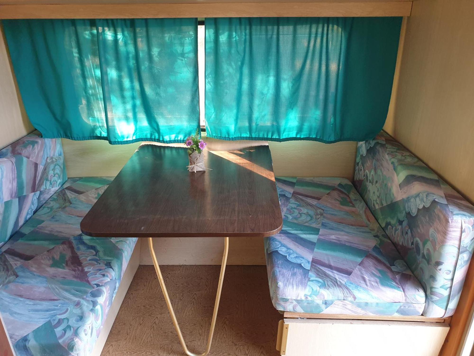Aquariumi Jale Camping Ruang foto